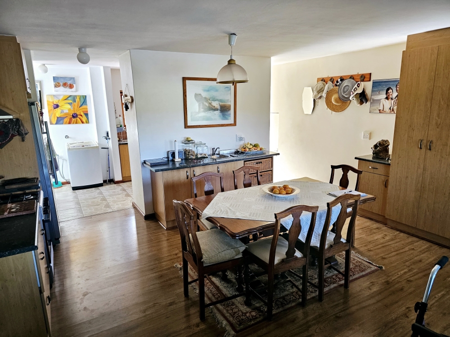 5 Bedroom Property for Sale in Stilbaai Oos Western Cape